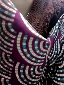 Snapshot of RV_525 chatting on 01-09-26, 06:53 RV 525 online show from 01-09-26, 06:53