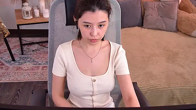 SirenMystiq online show from 06-12-26, 01:53