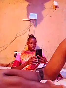 Snapshot of SEXY-NAIMA chatting on 01-14-26, 06:06 SEXY-NAIMA online show from 01-14-26, 06:06