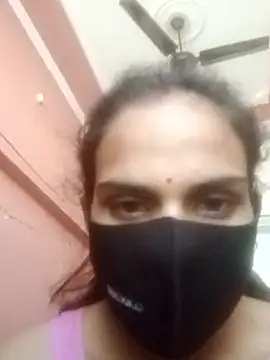 Snapshot of harshita01 chatting on 01-11-26, 06:31 harshita01 online show from 01-11-26, 06:31