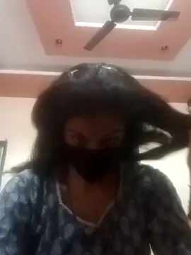 Snapshot of harshita01 chatting on 02-15-26, 08:24 harshita01 online show from 02-15-26, 08:24