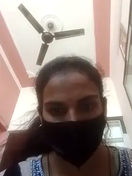 Snapshot of harshita01 chatting on 02-09-26, 06:33 harshita01 online show from 02-09-26, 06:33