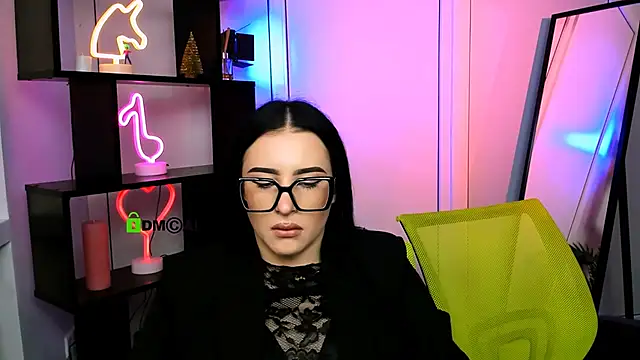 alia skay online show from 12-19-25, 12:40