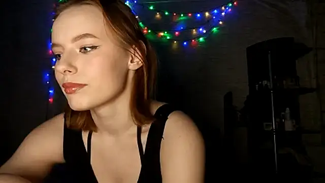 Snapshot of deep_eyes chatting on 12-22-25, 01:22 deep eyes online show from 12-22-25, 01:22