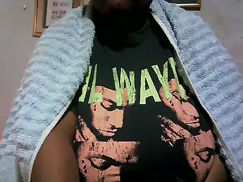 sweetmilkylady online show from 07-18-26, 04:43