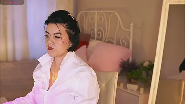 Sofia Fisher online show from 01-13-26, 07:12