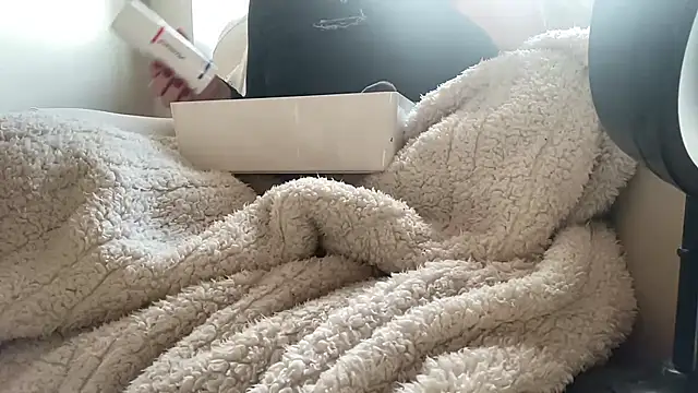 ijustturned18today online show from 01-18-26, 11:24