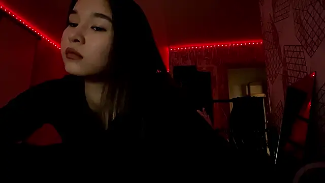 Snapshot of Ronnni_Schmidt chatting on 12-22-25, 12:16 Ronnni Schmidt online show from 12-22-25, 12:16