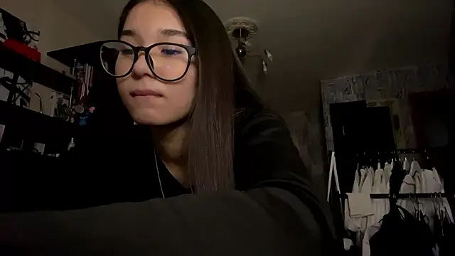 Snapshot of Ronnni_Schmidt chatting on 01-15-26, 11:02 Ronnni Schmidt online show from 01-15-26, 11:02