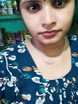 Snapshot of Cuple_masti72 chatting on 06-17-26, 06:57 Cuple masti72 online show from 06-17-26, 06:57