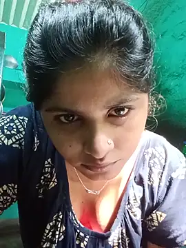 Snapshot of Cuple_masti72 chatting on 06-21-26, 03:23 Cuple masti72 online show from 06-21-26, 03:23
