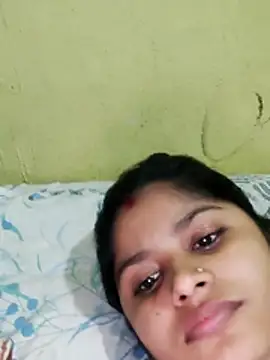 Snapshot of Cuple_masti72 chatting on 07-07-26, 12:42 Cuple masti72 online show from 07-07-26, 12:42