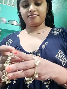 Snapshot of Cuple_masti72 chatting on 06-27-26, 07:58 Cuple masti72 online show from 06-27-26, 07:58