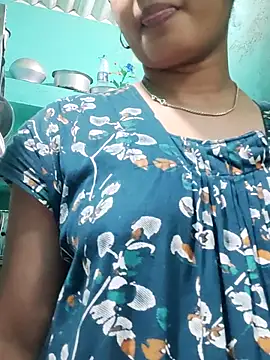Snapshot of Cuple_masti72 chatting on 07-06-26, 03:24 Cuple masti72 online show from 07-06-26, 03:24
