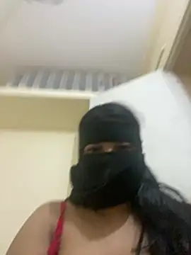 sara   fun online show from 02-15-26, 11:53