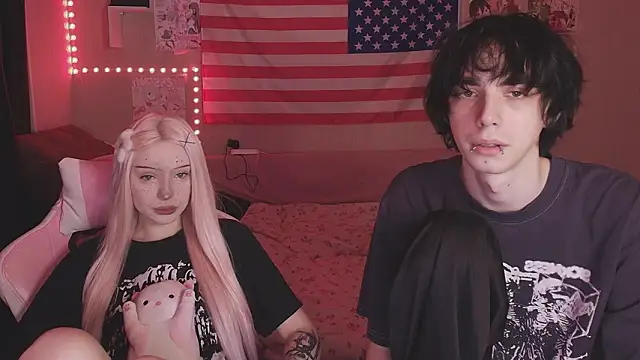 Snapshot of midnight_memories chatting on 02-12-26, 01:05 midnight memories online show from 02-12-26, 01:05