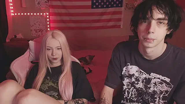 Snapshot of midnight_memories chatting on 02-13-26, 01:05 midnight memories online show from 02-13-26, 01:05