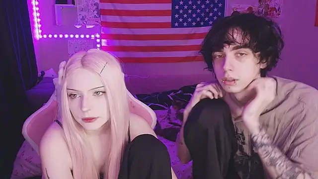 Snapshot of midnight_memories chatting on 02-16-26, 01:04 midnight memories online show from 02-16-26, 01:04