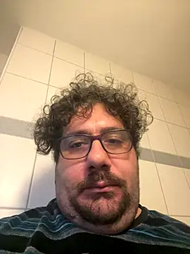 P0rco89 online show from 12-15-25, 07:03