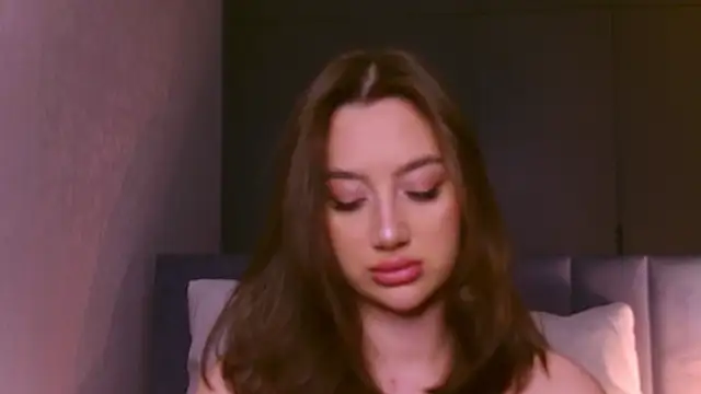 IsKiku online show from 02-25-26, 05:57