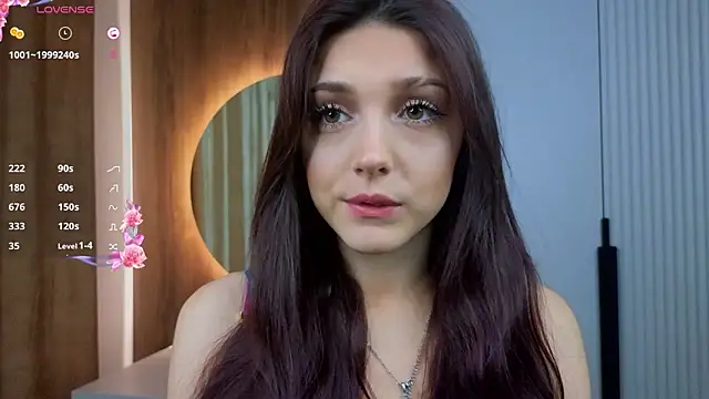 Snapshot of NatishaAlpern chatting on 03-01-26, 03:45 NatishaAlpern online show from 03-01-26, 03:45