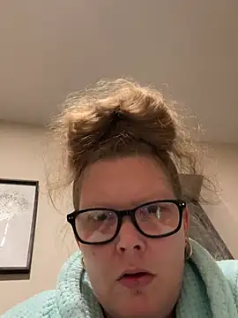 kissmyarch online show from 01-12-26, 12:39