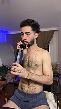  YOURHERO online show from 12-21-25, 02:46