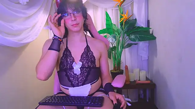 Shelly bat online show from 03-19-26, 10:43