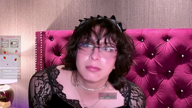 Snapshot of Shelly_bat chatting on 04-21-26, 01:42 Shelly bat online show from 04-21-26, 01:42