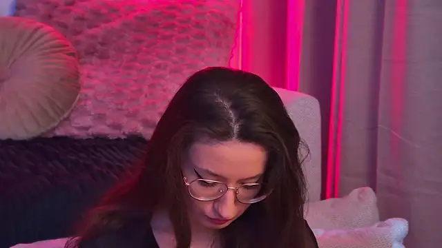 TheaMalekoo online show from 02-09-26, 07:50