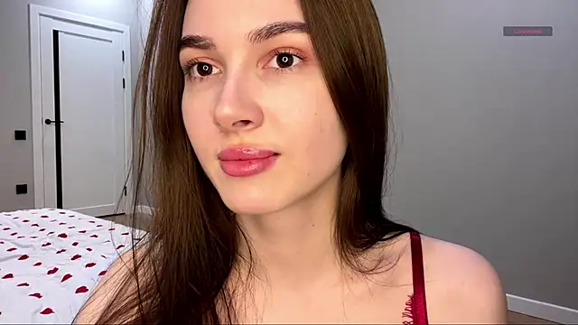 SepiahLune online show from 02-08-26, 12:36