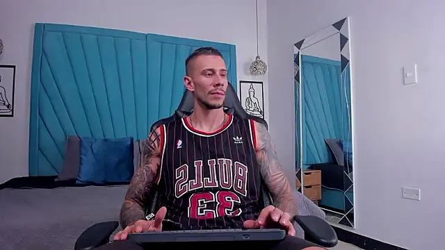 J king   online show from 03-11-26, 08:25