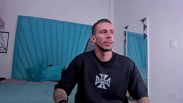 J king   online show from 03-24-26, 01:38