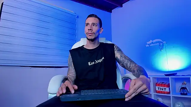 J king   online show from 06-17-26, 12:26