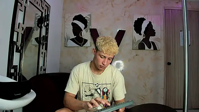 YOUNG GUYS1 online show from 04-10-26, 07:26