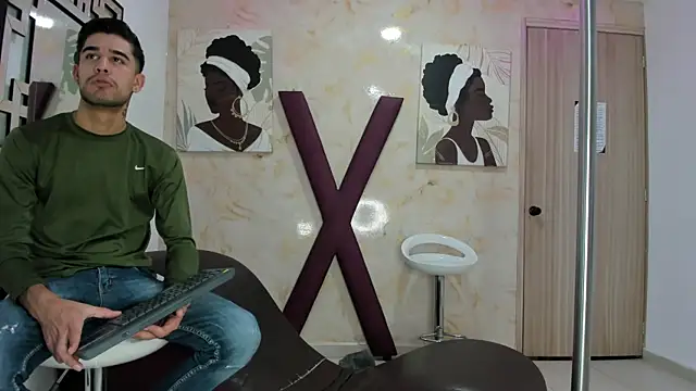 YOUNG GUYS1 online show from 05-29-26, 07:36