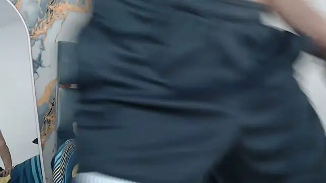 Snapshot of YOUNG_GUYS1 chatting on 02-07-26, 01:24 YOUNG GUYS1 online show from 02-07-26, 01:24