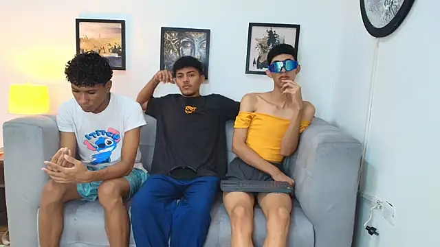 SWEET RABBIT1 online show from 12-15-25, 07:20