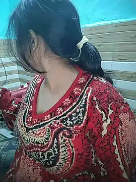 xoupleaura online show from 01-10-26, 06:58