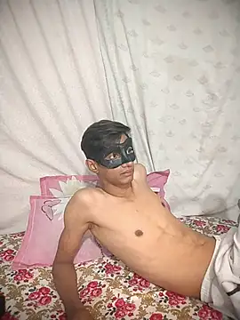 xoupleaura online show from 03-30-26, 04:08