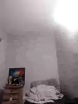 Snapshot of Nocturnesilence chatting on 02-10-26, 02:43 Nocturnesilence online show from 02-10-26, 02:43