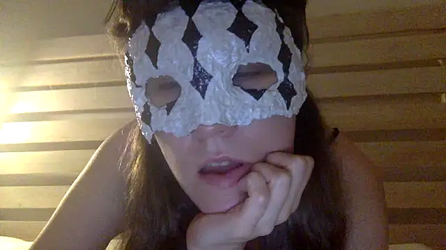 Snapshot of Palinchik chatting on 12-18-25, 08:01 Palinchik online show from 12-18-25, 08:01