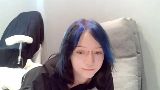 Shine Luna online show from 03-15-26, 04:36