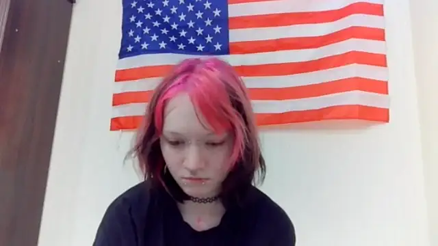 Shine Luna online show from 02-26-26, 10:32