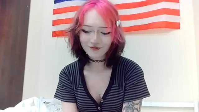 Shine Luna online show from 02-25-26, 08:30