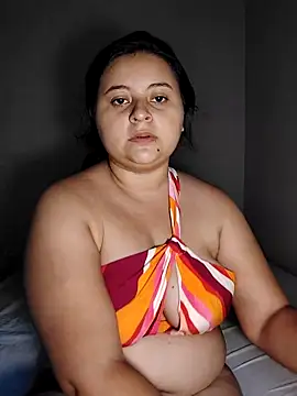 Snapshot of alexacurvy05 chatting on 02-18-26, 10:39 alexacurvy05 online show from 02-18-26, 10:39