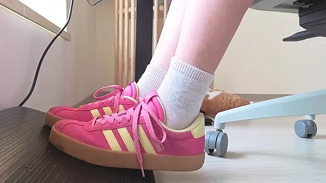 Feetbeth online show from 03-06-26, 06:58