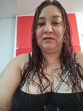 Snapshot of sharon_G chatting on 05-14-26, 06:05 sharon G online show from 05-14-26, 06:05