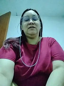 Snapshot of sharon_G chatting on 07-25-26, 06:03 sharon G online show from 07-25-26, 06:03