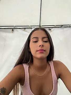 Valeria-escobar online show from 12-21-25, 01:24